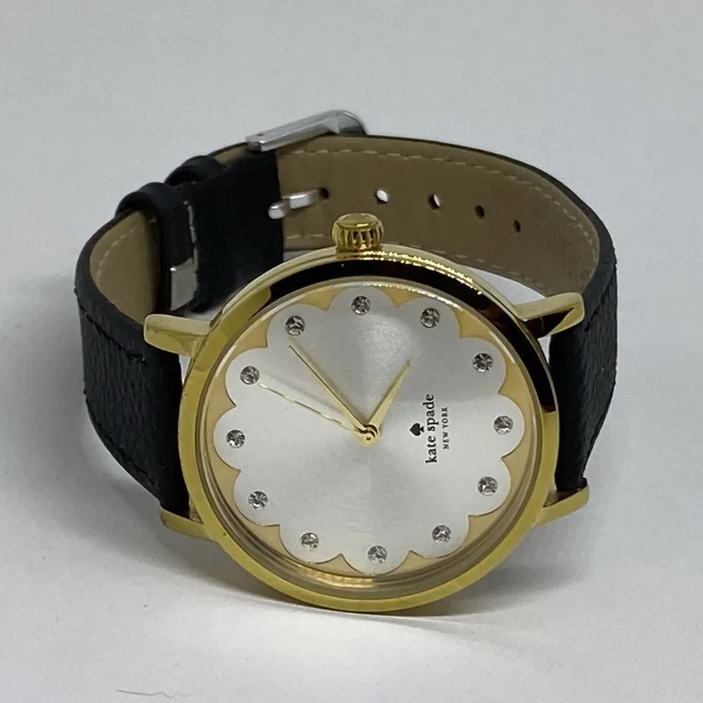 Kate Spade New York Metro 0586 Women's Leather Analog Dial Quartz Watch EY586